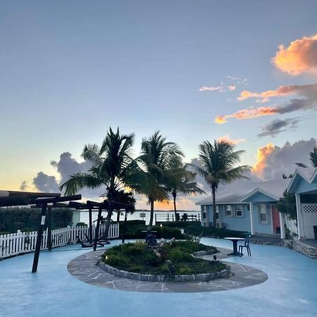 Beautiful Villa Just Steps Away From The Beach! George Town Extérieur photo